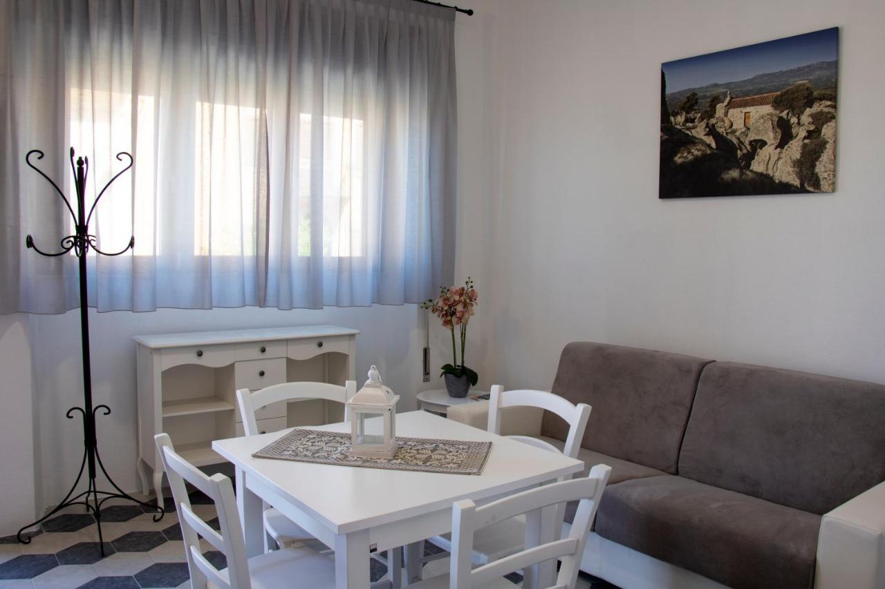 Bed & Breakfast Zia Menga - Luogosanto Sardinia Extérieur photo